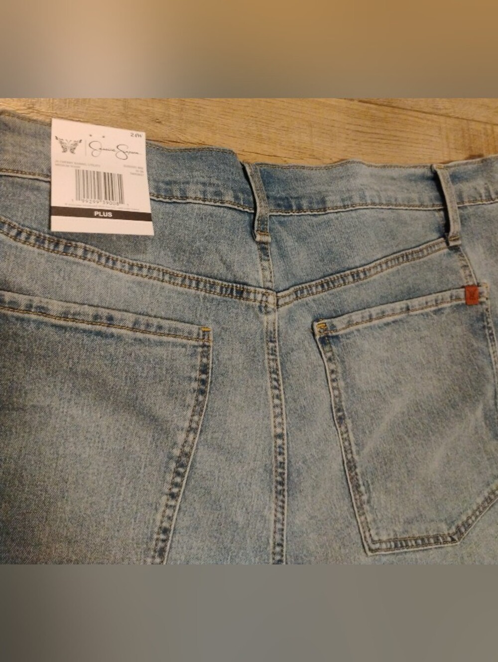 Jessica Simpson Cherry Barrel Utility Patch Jean in Medium Wash Size Plus 24W - Picture 4 of 16